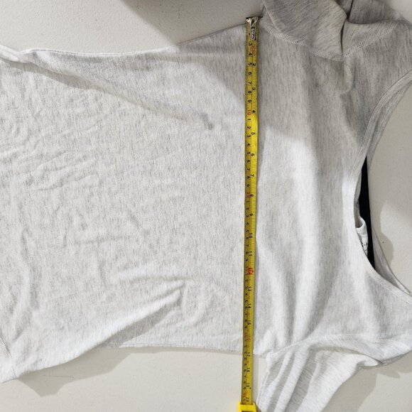 Adidas Shirt Womens Small Gray White Climalite Longsleeve Thumbholes Keyhole - Picture 8 of 12